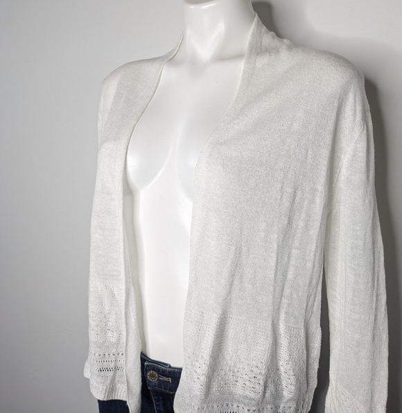 ✨3/$15 Nanette Nanette Lepore white linen lightweight loose knit open cardigan M - Picture 2 of 6
